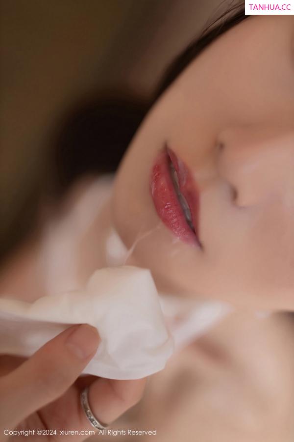   [XiuRen]高清写真图 2024.06.19 No.8725 杏子Yada 丝袜美腿第65张图片